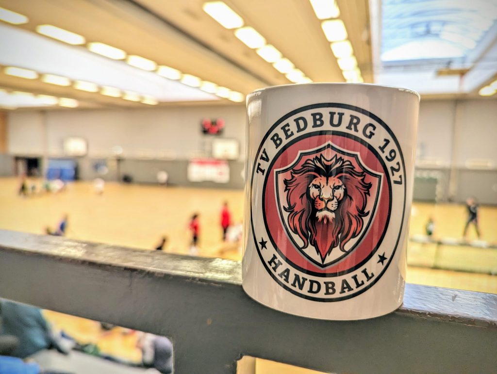 TV Bedburg Trainerteam Maik Cohrs ist Trainer und Abteilungsleiter beim TV Bedburg Abteilung Handball